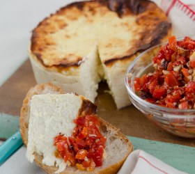 Baked Ricotta with Capsicum Sauce