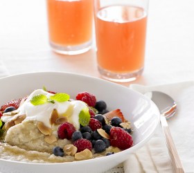 Oatmeal With Blueberries And Raspberries