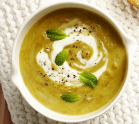 Indian Caramelised Onion and Split Pea Soup