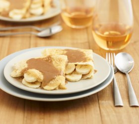 Crepes with Bananas and Caramel Sauce