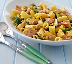 Pasta Salad with Tuna and Green Olives