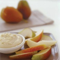 Pear Wedges with Low-fat Vanilla Cream Dip