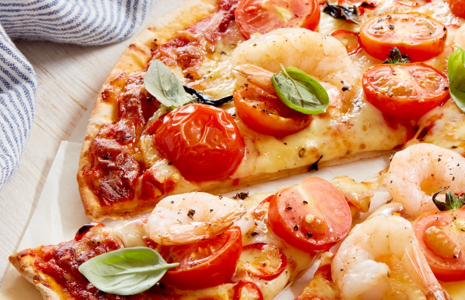 Chilli Prawn and Tomato Pizza