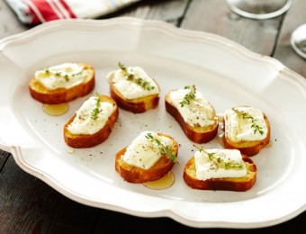 Goats' Cheese and Honey Crostini