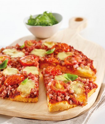 Bacon and Baby Mozzarella Pizza