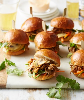 Pulled Pork and Mushroom Sliders