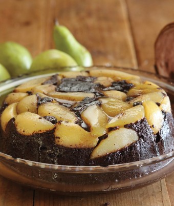 Chocolate and Fresh Pear Pudding