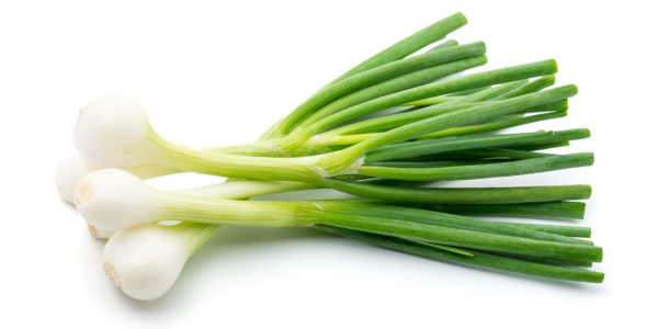 The difference between shallots, green onions, scallions and spring onions  | myfoodbook