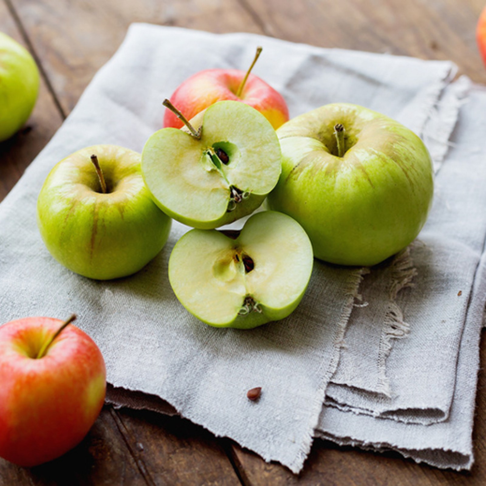 Australian food history timeline - Granny Smith apple appears