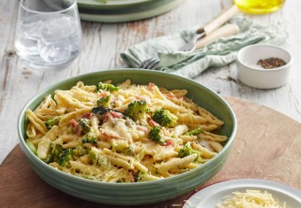 Pasta with bacon broccoli and parmesan recipe