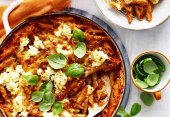 One-Pan Penne Bolognese Pasta with herbs
