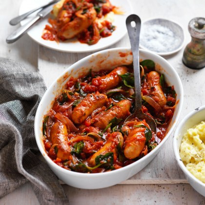 Chipolata Sausages in Tomato, Onion and Spinach Sauce