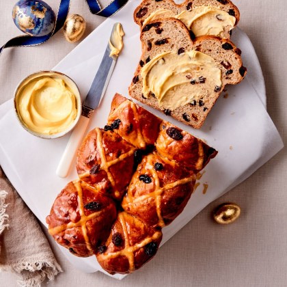 Hot Cross Bun Loaf