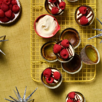 Mini Matcha Basque Cheesecakes with Nutella