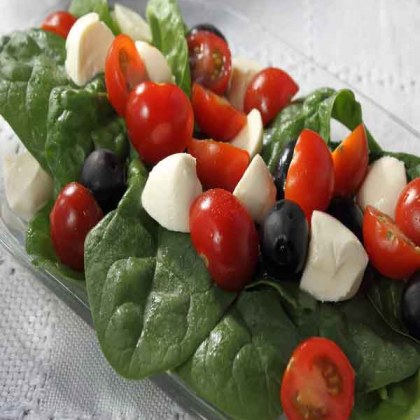 Spinach & Baby Bocconcini Salad