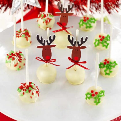 White Chocolate Christmas Pops Recipe | myfoodbook | Make a cookbook ...