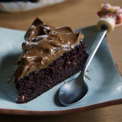 Paleo Chocolate Cake with Chocolate Mousse Icing