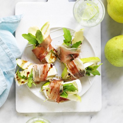 Pear, Brie and Prosciutto Wedges