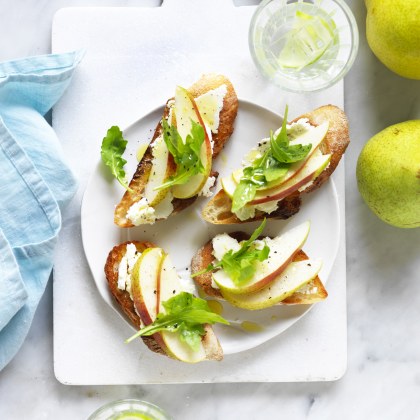 Toasted French Baguette Slices with Ricotta, Pear and Rocket