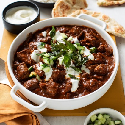 Slow Cooker Lamb Vindaloo Curry
