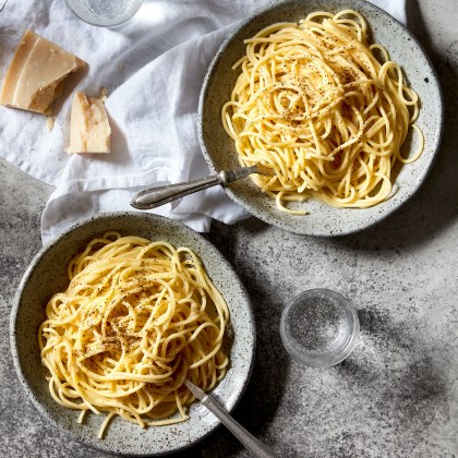 Cacio e Pepe Pasta Recipe | myfoodbook | Authentic Italian cheese and ...