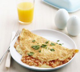 Cheese Omelette with Texan Baked Beans
