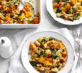 Pumpkin and Spinach Crunchy Topped Pasta Bake