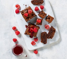 Chocolate Brownies with Raspberry Sauce