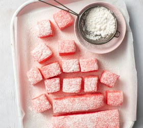 Raspberry Marshmallows