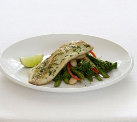 Pan-Fried Dill & Garlic Barramundi with Steamed Vegetables