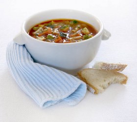 Minestrone Soup with Basil, Garlic & Oregano