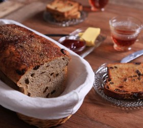 Raisin and Cinnamon Loaf Raisin and Cinnamon Loaf