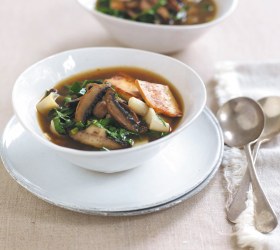 Mushroom, Tofu & Spinach Noodle Soup