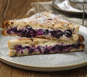 Blueberry and Cream Cheese Toasty