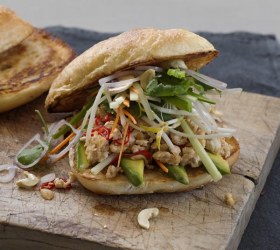 Chilli Ginger Chicken Salad Roll