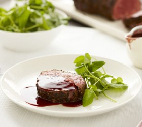 Rich Red Wine, Cranberry and Star Anise Sauce