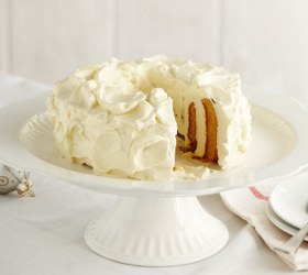 Gingerbread Ripple Wreath Cake