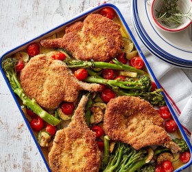 Herb Crusted Pork Cutlets with Veggie Medley