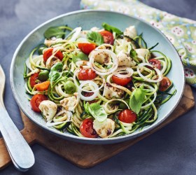 Mediterranean Zucchini Spiral Salad