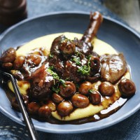 How to cook lamb shanks