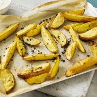 How to make oven-baked potato wedges