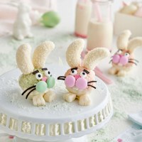 White Crackle Bunny Heads