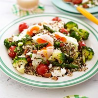 Poached Egg with Asparagus, Quinoa and Nut Salad