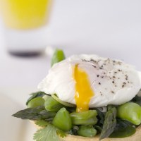 Green Veggie Tarts with Soft Eggs