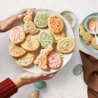 Vanilla Easter Biscuits with White Chocolate