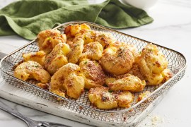 Air Fryer Garlic & Herb Parmesan Potatoes