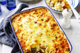 Cheesy Mushroom, Bacon and Veggie Pasta Bake