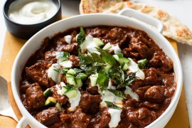Slow Cooker Lamb Vindaloo Curry