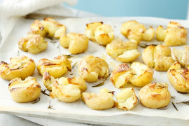 How to make crispy smashed potatoes