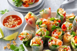 How to Roll fresh Rice Paper Rolls
